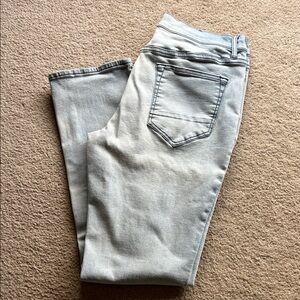 Men's Light Wash Stretch Jeans